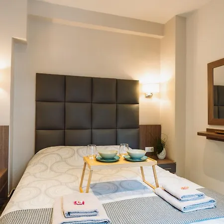 Apartment Lef